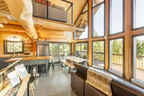 Le Cerf Blanc – Chalet on the Mékinac – Fireplace & Spa - Image 3