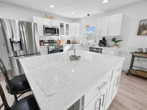 Pet friendly, Air hockey, Arcade, WiFi, Kitchen - Image 2