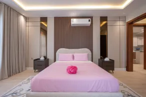 3 Bedroom Luxury Apartment • View • Smart Entry • Private Parking - Image 4