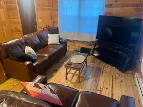 Carthage Cabin Getaway - Image 2
