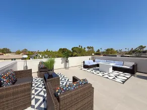 Modern Muse Mansion w/ Arcade, 360 Rooftop, & Pool - Image 4
