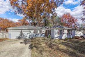 The Travel Ranch Overland Park 3 Bed 2 Bath - Image 2