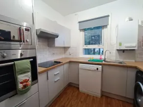 Funky Cow-Stylish flat near Glasgow Airport - Image 4