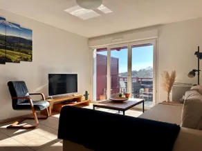 Cozy 3-room apartment with terrace, between ocean & hills - Image 2