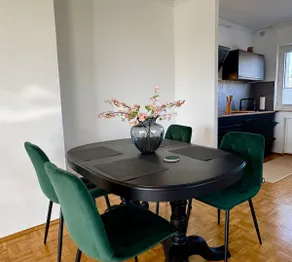 Apartment on 3 levels with private entrance - Image 5
