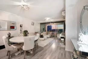 Unique Designer Stay at The Grand by the Beach - Image 2