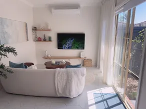 Private Cosy 1BR in Prime Bentleigh Garage/Bath - Image 5