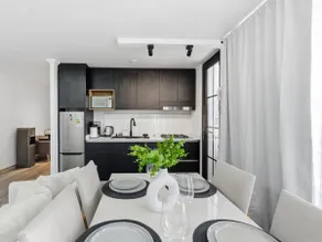 Aura Homes Apt. Modern and cozy - Image 5