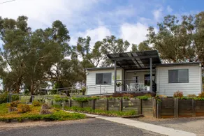 Heritage Lodge - Bathurst Goldfields Resort - Image 2