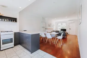 Beach Holiday Apartments - 2BR unit near the beach - Image 2