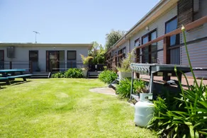 Beach Holiday Apartments - 2BR unit near the beach - Image 2