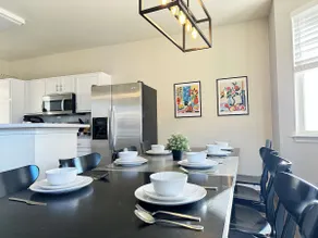 Spacious Fun Amenities • 20min DT ATX • Sleeps 14 - Image 4