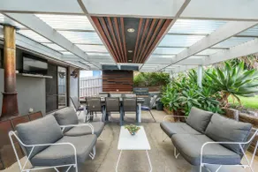 Stylish Beachside Escape in Ocean Grove - Image 4
