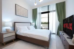 Modern Studio in Azizi Riviera 46 with Pool, Gym & Free Parking - Image 2