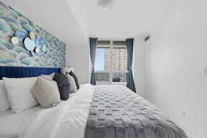 Designer 2BR • King Suite • Rare 2 Parking • YYZ - Image 2
