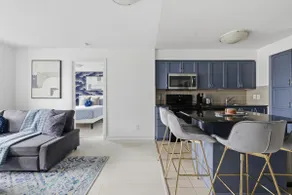 Designer 2BR • King Suite • Rare 2 Parking • YYZ - Image 5