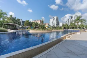 Comfortable Flat l Sea, Pool, Sauna & Gym Access - Image 4