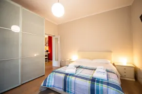 [Spacious 3-Bedroom Apartment] • Private Parking - Image 4