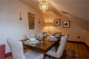 Designer Loft 2 Bed Apt - Sea Views 5 mins Beach - Image 3