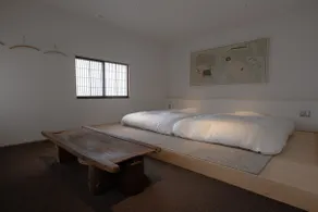 A quiet house in the town | Lin - Image 3