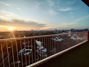 Skyline Sunrise • High-Floor 2BR Apartment Colombo - Image 4