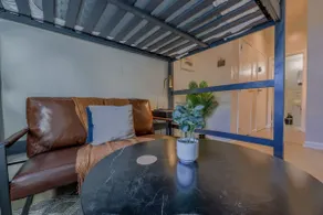 Cozy Studio in the South End - Image 2
