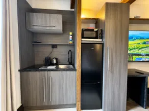 Auberge Nostradamus, Apartment 2 - Image 3