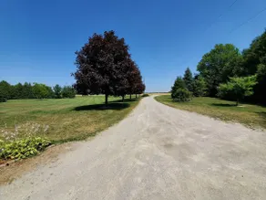 Grand Bend Cottage. 26acr of landscape & priv pond - Image 4
