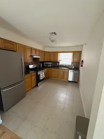 Cozy Luxury Home Near Newark Airport - Image 4