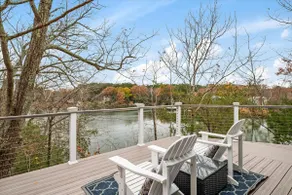 Swaggers Point Lake front Retreat - Image 5
