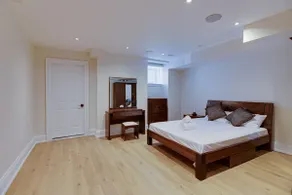Brand new Luxury Basement 25 minutes to Downtown - Image 3