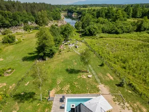 River House Moon - Image 3