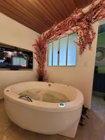 Fully equipped studio with hot tub in Guararema - Image 4