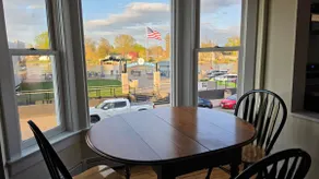 River View Apartment - Image 4