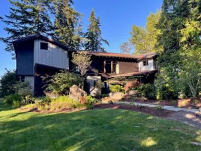 Waterfront estate with easy ferry access to FIFA - Image 2