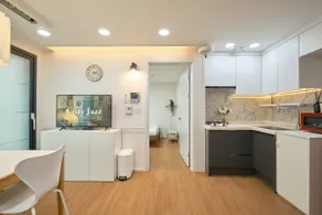 2R2B/3AC/Free luggage storage/Gyeongbokgung Palace/Dongdaemun/Myeong-dong/DDP/Gwanghwamun/Naksan Park/Gwangjang Market/4-person family - Image 5