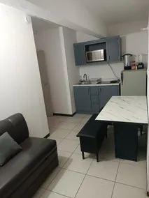 Comfortable 2 bedroom apartment for 4 people - Image 2