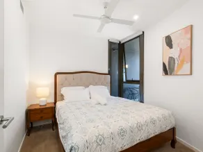 Urban Lifestyle 2BR Apt/Convenient Location/ FreeP - Image 5