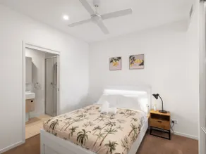 Urban Lifestyle 2BR Apt/Convenient Location/ FreeP - Image 3