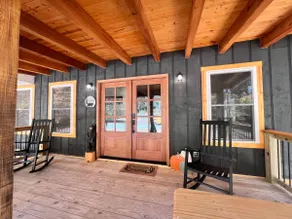 The Bears Den, newly built cabin mountain getaway. - Image 4