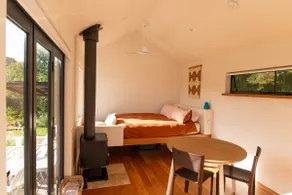 Glencairn Estate Cabin - Image 5