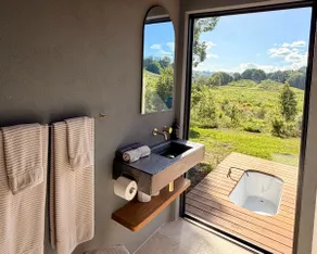 Glencairn Estate Cabin - Image 3