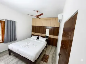 Comfortable AC 2BHK Home 5 mins from Alipiri Gate - Image 3