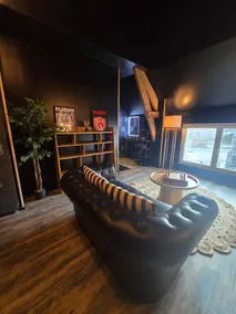 La Capucine - SPA love room en duplex, espace jeux - Image 5