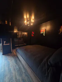 La Capucine - SPA love room en duplex, espace jeux - Image 2