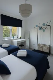 Cambridge Stay Sleeps 10 Hot Tub + Parking - Image 4