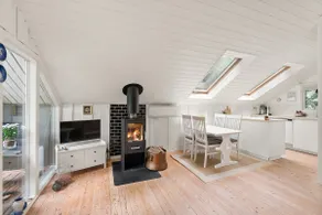 Lovely vacation home with peace, soul and charm. - Image 3