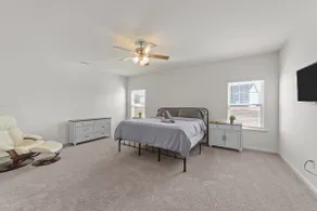 Charming Farmhouse Stay w/ Double Garage • 3BR/3BA - Image 4
