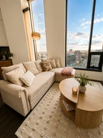 Stylish Studio Steps to Tysons Metro - Queen Bed - Image 2