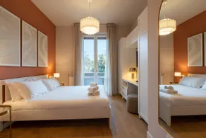 Elegant Home, 2 Parking Spaces & Tram to Florence - Image 2